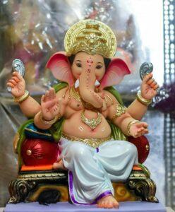 Ekadanta (The One with a Single Tusk): The Moon Curse and Symbolic Lesson